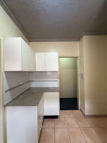 5/10 Acacia Street, Cabramatta - Photo 3