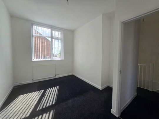 3 Bed Terraced House For Rent - Photo 1