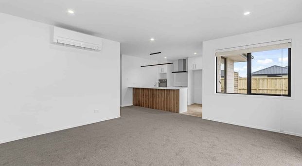 Spacious Home with Garaging - Photo 1