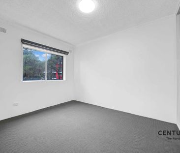 Freshly Renovated Ground-Floor Apartment in Prime Pendle Hill Locat... - Photo 4