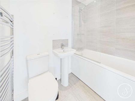 Kirkham Crescent, Leeds - Photo 3
