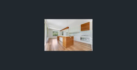 Refined Country Elegance in Prestigious Bowral - Photo 2