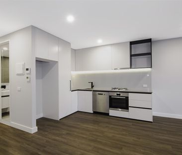 Two bedroom two bath home in Blackburn - Photo 5