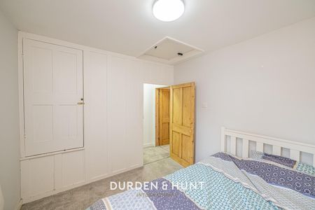 High Street, Ongar - Photo 3