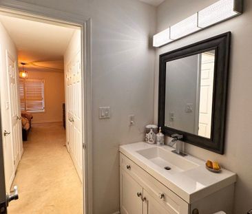 For Lease - 43D Green Belt Drive, Toronto, Ontario - Photo 2