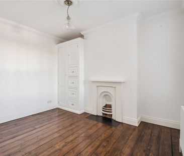 4 bedroom terraced house to rent - Photo 6