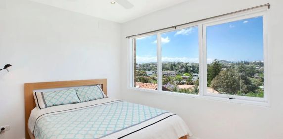 Renovated Apartment with Views - 5 Month Lease - Photo 2