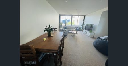 EXECUTIVE SPACIOUS TWO BEDROOM APARTMENT IN BOOMING WEST END - Photo 2