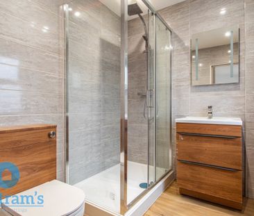 6 bed Mid Terraced House for Rent - Photo 1