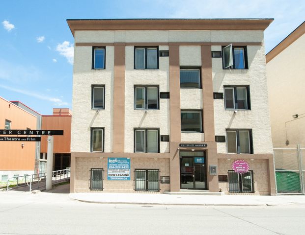 391 Balmoral Apartment - Photo 1