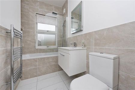 5 bedroom terraced house to rent - Photo 2