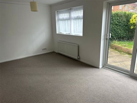 Rowden Road, Epsom, Surrey, KT19 9PN - Photo 4