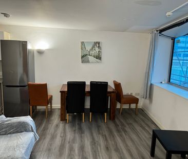 1 Bed Flat, Cranbrook House, NG1 - Photo 2