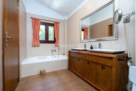 Stunning exclusive villa in Calpe - Photo 3