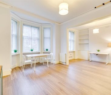 Newly decorated two bedroom first floor apartment in close proximit... - Photo 6