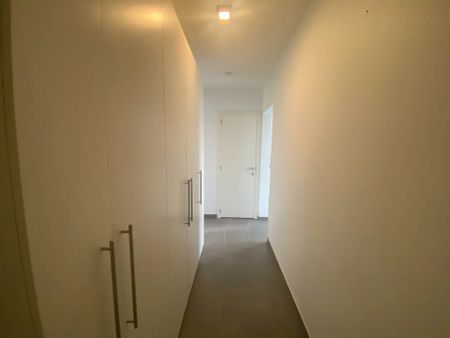 Recent appartement met 2 slaapkamers te Beveren-Leie - Photo 2