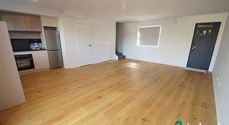 Finest Townhouse on Cross Street - Photo 3
