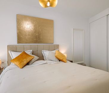 Casa adosada de alquiler en Calle Benalauria, 11, La Concha - Resin... - Photo 4