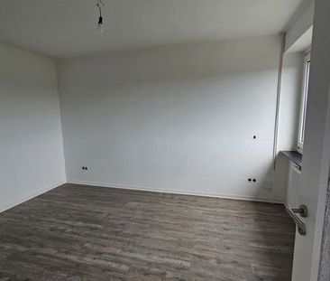 Wohnen mit Weitblick - Schöne 1,5-Zimmer Wohnung in der 12. Etage - Foto 1