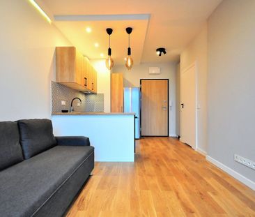 Kawalerka z sypialnią, balkonem i garażem. - Фото 4