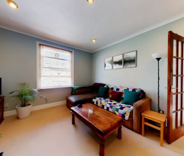 1 Bed 1 Bath - Photo 2