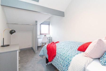 1 bedroom in a house share to rent - Photo 5