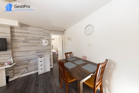 1605 Niverville - Photo 2