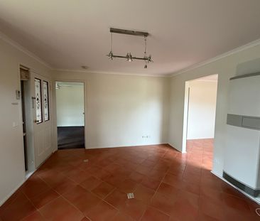 BEAUTIFUL, AFFORDABLE, GREAT LOCATION - Photo 4