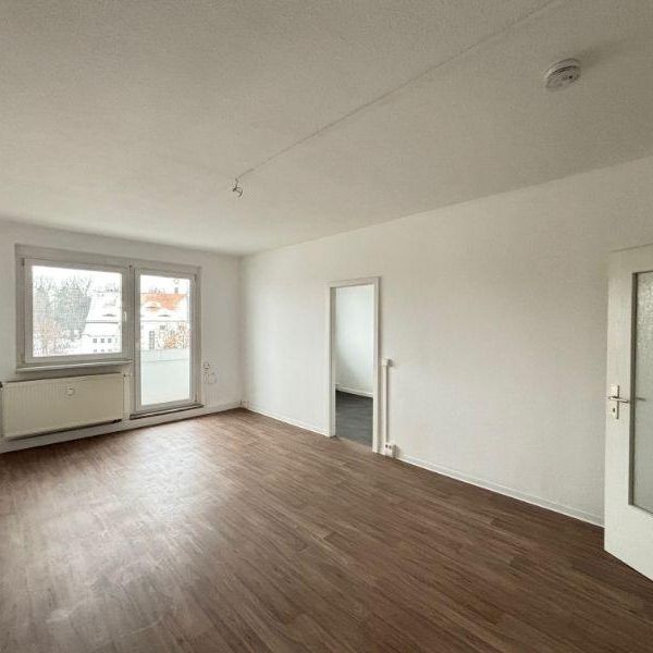 3 Zimmer, Balkon, freie Sicht – Dein neues Zuhause in Königshufen wartet auf dich! - Foto 1