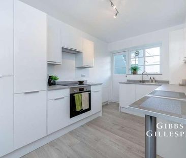 Capel Gardens, Pinner, HA5 - Photo 3