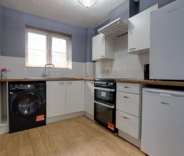 2 bedroom apartment to rent - Photo 4