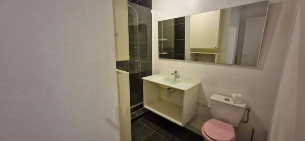 Location appartement 1 pièce 35 m² à Six-Fours-les-Plages (83140) - Photo 1