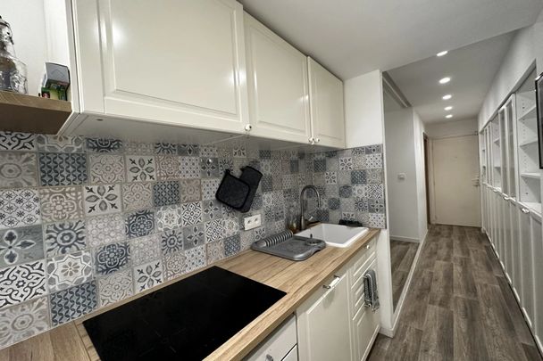 NICE FABRON Grand F1 meublé avec terrasse 34m² - Photo 1