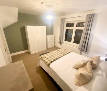 Liverpool Road 50LIVR - Room 5 - Photo 3