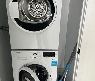 For Lease - 2450 Old Bront Road Unit# 547, Oakville, Ontario - Photo 2