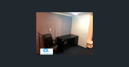 One bedroom loft apartment in City for rent - Photo 5