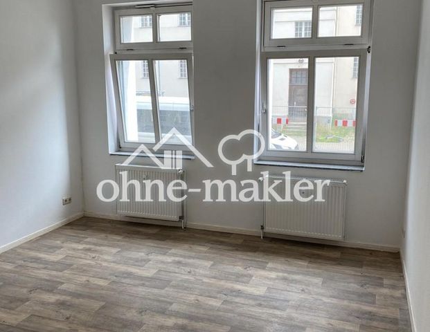 3-Raum-Wohnung in der Anklamer Straße / Nähe Theater zu vermieten - Photo 1