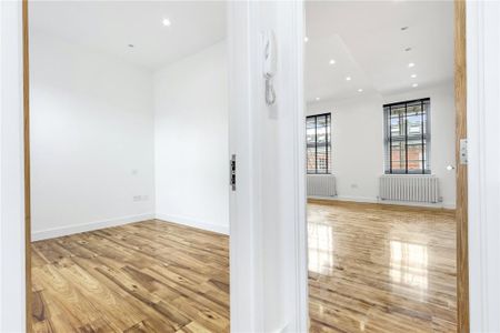 3 bedroom apartment to rent - Photo 2