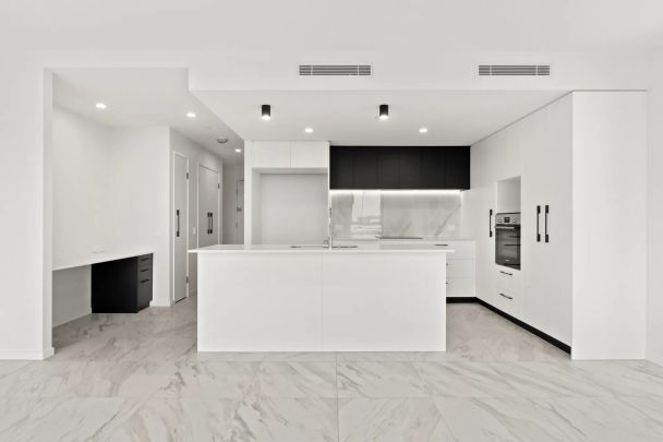 5094/81 Kittyhawk Drive, - Photo 1