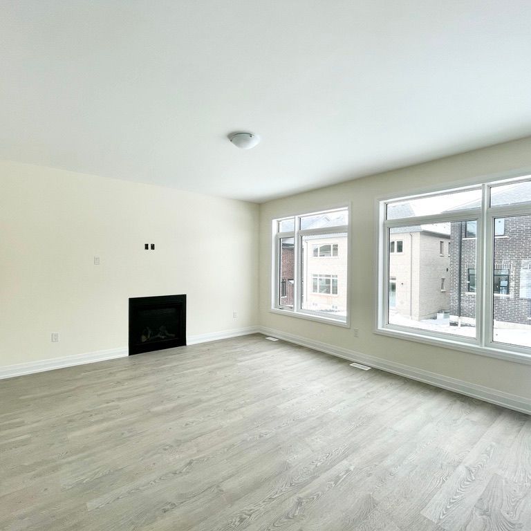 For Lease - 48 Daisy Street, Springwater, Ontario - Photo 1