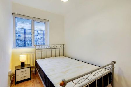 3 bedroom flat to rent - Photo 3