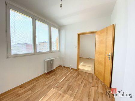 Pronájem bytu 3+1 65 m² - Fotografie 4