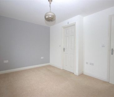 4 bedroom detached house to rent - Photo 6