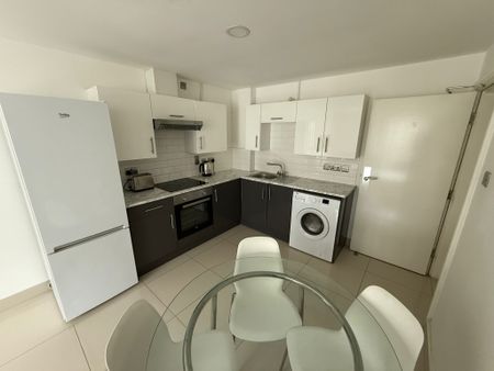 Flat 44, Samara Plaza, LS2 9DU, Leeds - Photo 2