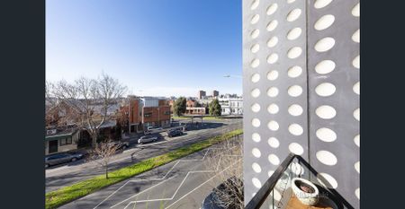 Stylish One-Bedroom + Study Apartment in the Heart of Carlton - Photo 4