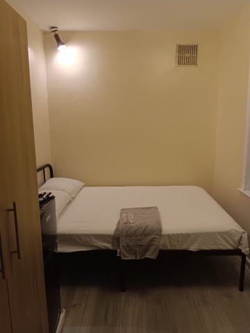 Room in a Shared House, Lea Farm Drive, LS5 - Photo 5