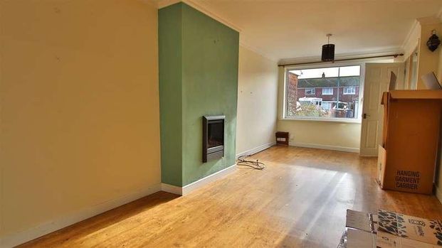 Westfield Avenue, Tewkesbury, GL20 - Photo 1