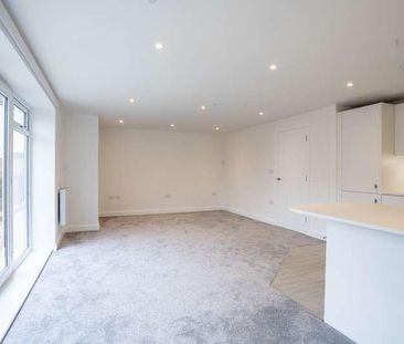 Milton Mount, Old Road East, Gravesend, Kent, DA12 - Photo 2