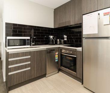 City Living at its Best - Photo 3