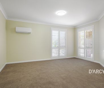 39 MONTROSE PL - Photo 3